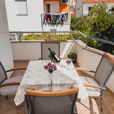 Two Bedroom With Balcony * سريما