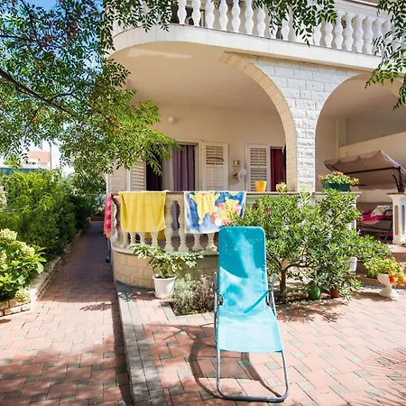 Two Bedroom With Balcony شقة سريما