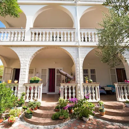 Two Bedroom With Balcony *